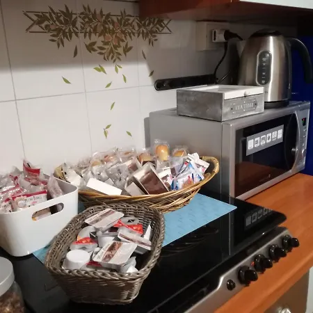 Pisaland 2 Bed & Breakfast *